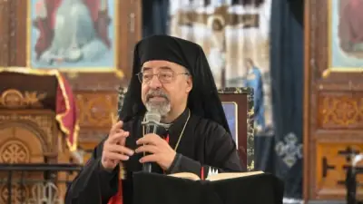 البطريرك إبراهيم إسحق يترأس صلاة البصخة المقدسة بقويسنا في ليلة الثلاثاء