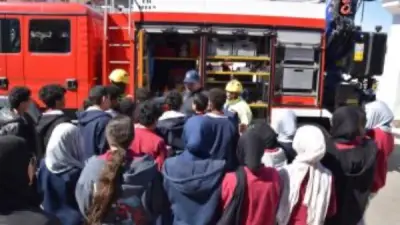 طلبة المدارس يزورون الحماية المدنية بالبحر الأحمر للتعرف على مكافحة الحرائق