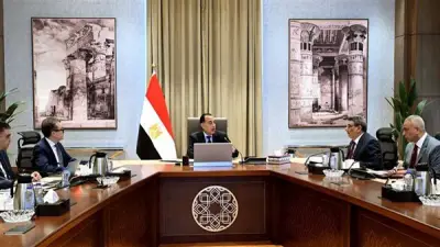 رئيس الوزراء يتابع الموقف المالي للهيئة المصرية للشراء الموحد وسداد مستحقات الشركات الموردة