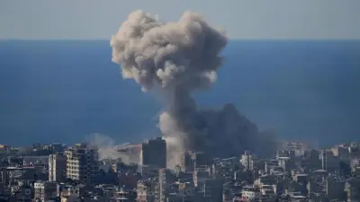 تأثير حرب الشرق الأوسط على النشاط التجاري البريطاني وتراجع قطاع الخدمات