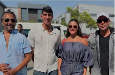 محمد إمام يثير الجدل بصورة جديدة من كواليس مسلسل صقر قريش