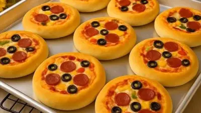 طريقة عمل كبات البيتزا الشهية في المنزل: وصفة مبتكرة من الشيف محمد حامد