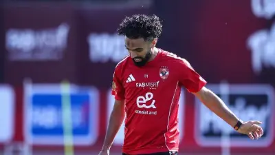 حسين الشحات ينعي والد زوجته في يوم مباراة الأهلي المصري