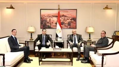 وزير التعليم يبحث مع نظيره في الشباب والرياضة تطوير الأنشطة الرياضية بالمدارس