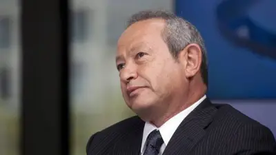 إيطاليا تمنح رجل الأعمال نجيب ساويرس وسام نجمة إيطاليا برتبة الضابط الأكبر