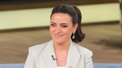 ريهام عبد الغفور تخطف الأنظار بإطلالة كلاسيكية أنيقة عبر إنستجرام