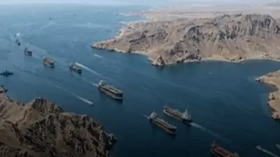 ناقلة نفط روسية تعبر مضيق هرمز وسط تحذيرات إماراتية من قيود الملاحة