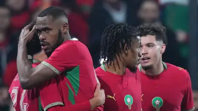 لاعب روما المغربي نائل العيناوي يفكر في الرحيل بسبب قلة المشاركة مع الفريق الإيطالي