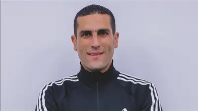 محمود ناجي يحكم لقاء الأهلي وسموحة في الدوري المصري الممتاز