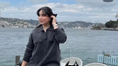 بوسي تخطف الأنظار بإطلالة عصرية في تركيا وتشارك جمهورها الصور عبر إنستجرام