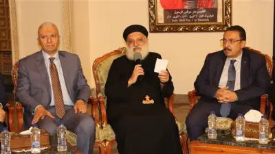 رئيس جامعة الإسكندرية يهنئ المسيحيين بعيد القيامة في زيارة للمقر البابوي