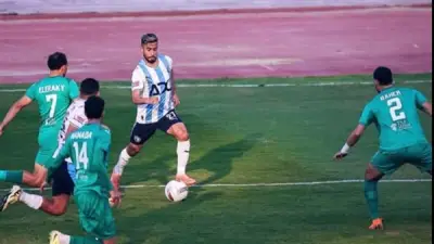 تعادل مثير بين بيراميدز والمصري في الدوري الممتاز بضربات جزاء وطرد لاعبين