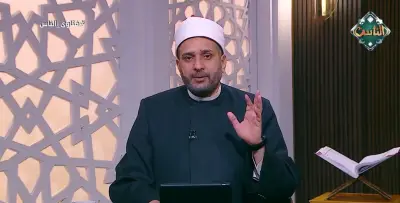 أم تشتكي من ابنتها العاقة لها ورد مفاجئ من أمين الفتوى فيديو