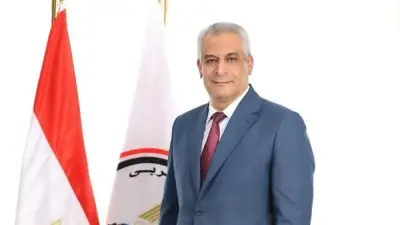 وزير الإنتاج الحربي يهنئ البابا تواضروس بعيد القيامة في لقاء بالكاتدرائية المرقسية