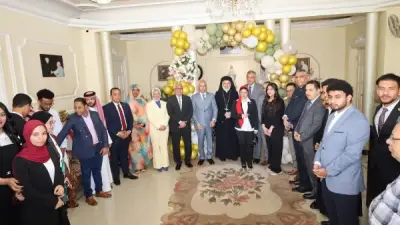 رئيس جامعة المنيا يزور الكنائس لتقديم التهنئة بمناسبة عيد القيامة المجيد