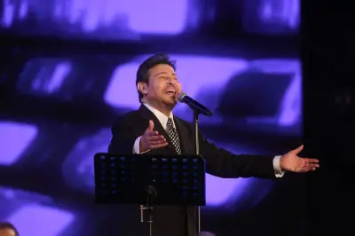 دنيا سمير غانم تظهر دعمها لهاني شاكر في أزمته الصحية عبر صورة مؤثرة