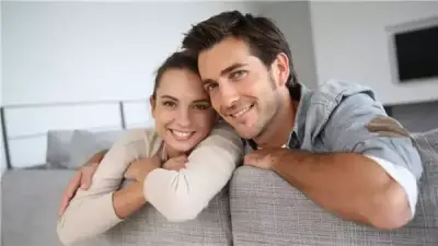 فن احتواء الزوج في أوقات الضغط: نصائح ذكية لتعزيز العلاقة الزوجية