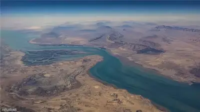 فانس: إخراج اليورانيوم المخصب من إيران بالكامل وتقدم في فتح مضيق هرمز