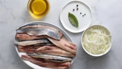 طرق آمنة لحفظ بواقي الرنجة بعد شم النسيم: نصائح خبراء التغذية