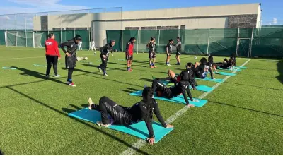 المنتخب الوطني النسائي لكرة القدم يواجه السعودية ودياً في تحضير استثنائي