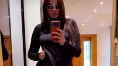 ياسمين عبد العزيز تخطف الأنظار بإطلالة رياضية عبر إنستجرام