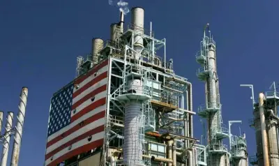 انخفاض العقود الآجلة للنفط الأمريكي بشكل عاجل وسط مخاوف اقتصادية