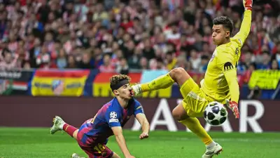 إصابة دامية لنجم برشلونة فيرمين لوبيز خلال مواجهة أتلتيكو مدريد بدوري الأبطال