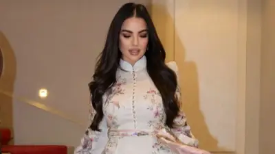 درة تخطف الأنظار بإطلالة بيضاء ناعمة عبر إنستجرام