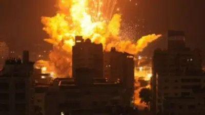 تصعيد خطير في جنوب لبنان: غارات إسرائيلية مكثفة وارتفاع الضحايا إلى أكثر من ألفين