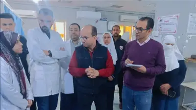 إنقاذ أم وطفلها بعد ولادة مفاجئة داخل سيارة في الدقهلية: فريق طبي يتدخل بسرعة