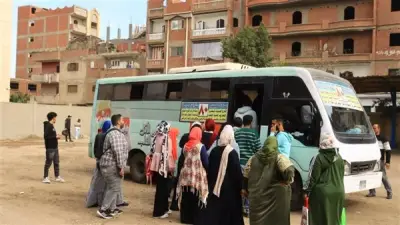 محافظ القليوبية يتفقد موقف كفر شكر لمعالجة أزمة النقل وإنهاء العشوائية المرورية