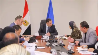 محافظ دمياط يتابع استعدادات إطلاق التأمين الصحي الشامل في المحافظة