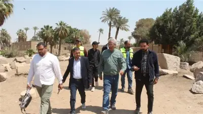 أمين عام الآثار يتفقد سقارة وميت رهينة للإشراف على تطوير المواقع الأثرية