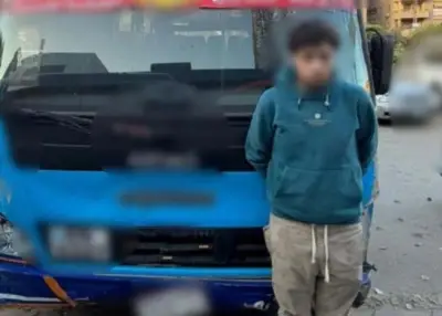 ضبط سائق نقل جماعي بعد صدم سيارتين والهروب في النزهة بالقاهرة