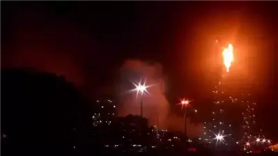 انفجارات متتالية وحريق هائل يلتهم مصفاة نفط رئيسية في أستراليا