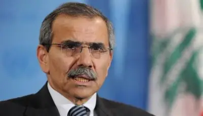 رئيس الوزراء اللبناني يدين الهجوم على عناصر من الكتيبة الفرنسية في يونيفيل