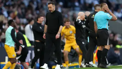 خطأ دانسو القاتل يهدر فوز توتنهام ويبقيه في منطقة الهبوط بالبريميرليج