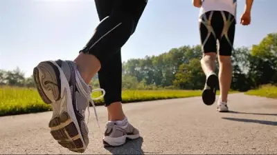 فوائد خفية للمشي بعد الطعام: من الهضم إلى الوقاية من الخرف