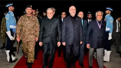 إعلام باكستاني: ترامب ناقش مع قائد الجيش الباكستاني وضع مضيق هرمز والاتفاق مع إيران