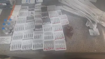 حملة أمنية موسعة في البحيرة تضبط أدوية منتهية الصلاحية وأغذية مجهولة المصدر