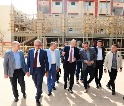 وزير التعليم يؤكد أهمية التعاون مع أولياء الأمور لدعم جهود التطوير في المدارس