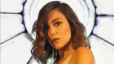 وفاة والد الفنانة منة شلبي.. وصلاة الجنازة غدًا عقب صلاة الظهر بالمعادي