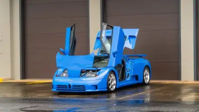 سيارة بوجاتي EB110 النادرة تعود للحياة بعد ربع قرن من الاختفاء