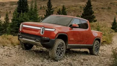 ريفيان R1T: شاحنة بيك أب كهربائية تجمع بين القوة والتقنيات الحديثة