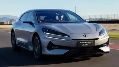 دينزا Z9GT تصل أوروبا: شحن فائق السرعة وأداء مذهل في عالم السيارات الكهربائية الفاخرة
