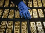 أسعار الذهب اليوم الإثنين 27 أبريل 2026 وعيار 24 يسجل هذا الرقم