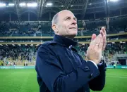 محمد الشناوي يعود للتدريبات مع الأهلي بعد غياب طويل بسبب الإصابة