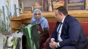 عبد الغني يزور المهندسة ليلى إبراهيم ويوجه بصرف معاشها في لفتة إنسانية