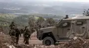 جيش الاحتلال يعلن مواصلة التمركز جنوب لبنان رغم وقف النار لمواجهة حزب الله