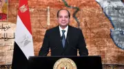 السيسي يؤكد ضرورة الالتزام بحرية الملاحة وتأمين الممرات الدولية